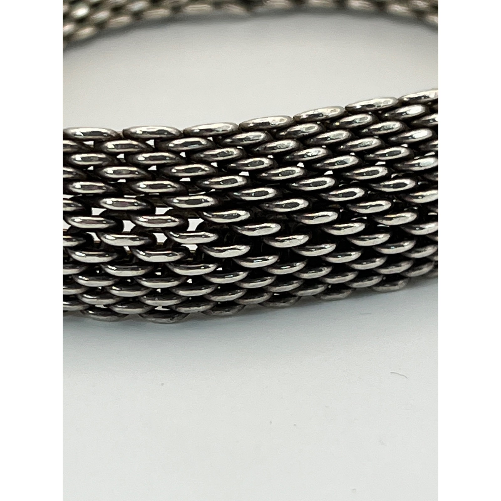 Tiffany & Co Somerset Mesh Bangle Women Medium Silver Excellent 925 Sterling 58g